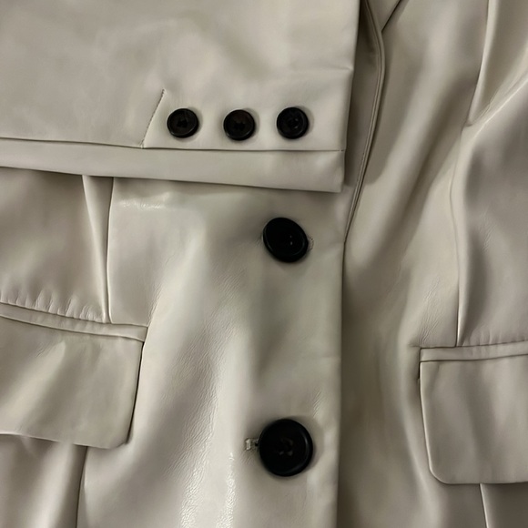 Cream vegan leather blazer NWT. Avec les Filles - Picture 6 of 11